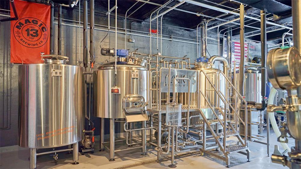 Magic 13 Brewing — монтаж пивоварни TIANTAI объёмом 1000 л в США
