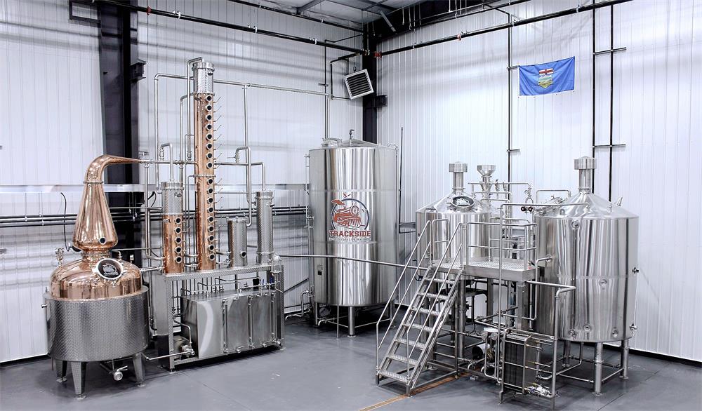Trackside Distillery — монтаж дистилляционного оборудования TIANTAI объёмом 2000л в Канаде